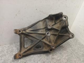 Запчасть кронштейн кондиционера Mitsubishi Diamante 1996