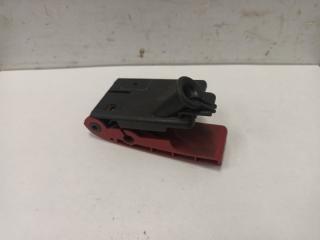 Ручка открытия капота Mercedes-benz E-Class W124 M102