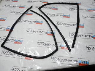 Фото запчасти уплотнитель стекла двери задней правой Toyota Harrier 2001 контрактная запчасть Запчасть уплотнитель стекла двери задней правой Toyota Harrier 2001