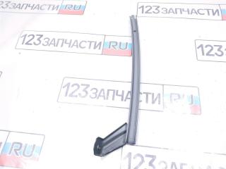 Фото запчасти направляющая стекла двери передней левой Toyota Harrier 2006 контрактная запчасть Запчасть направляющая стекла двери передней левой Toyota Harrier 2006