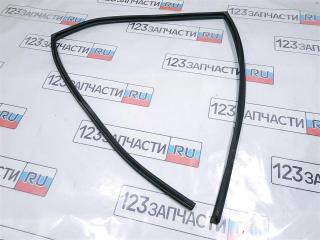 Фото запчасти уплотнитель стекла двери задней правой Toyota Harrier 2002 контрактная запчасть Запчасть уплотнитель стекла двери задней правой Toyota Harrier 2002