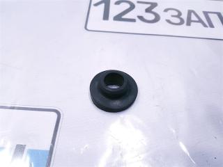 Запчасть крепление радиатора охлаждения нижнее SsangYong Musso 1996