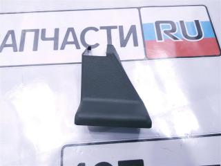 Запчасть заглушка крепления сиденья SsangYong Musso 1996