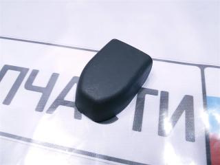 Запчасть заглушка крепления ремня безопасности KIA Sorento 2010