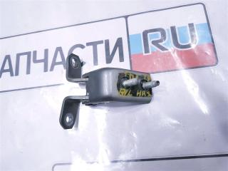 Петля двери задней левой нижняя Suzuki Escudo 2008 контрактная Петля двери задней левой нижняя Suzuki Escudo 2008