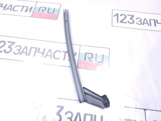 Фото запчасти направляющая стекла двери передней правой Toyota Harrier 2006 контрактная запчасть Запчасть направляющая стекла двери передней правой Toyota Harrier 2006