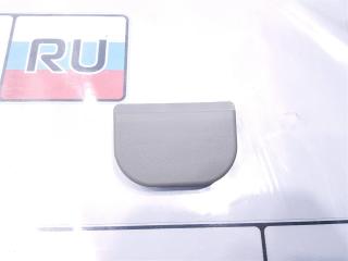 Запчасть заглушка крепления заднего сиденья Suzuki Grand Escudo ( XL7 ) 2003