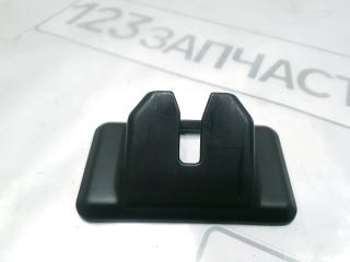 Фото запчасти накладка замка двери багажника Toyota Harrier 2008 контрактная запчасть Запчасть накладка замка двери багажника Toyota Harrier 2008