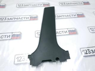 Запчасть обшивка стойки средней правой нижняя Mazda Tribute 2001