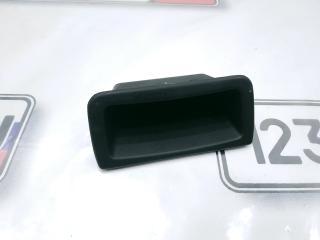 Запчасть ручка двери багажника внутренняя Mazda Tribute 2001