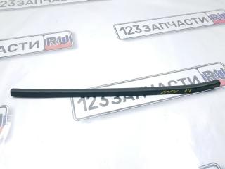 Запчасть уплотнитель стекла двери задней правой Mazda Tribute 2001