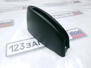 Запчасть кожух ручки ручного тормоза Mazda Tribute 2001