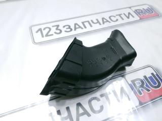Запчасть воздуховод передний левый Mazda Tribute 2001