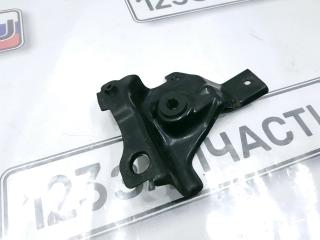 Запчасть крепление радиатора охлаждения верхнее левое Mazda Tribute 2001