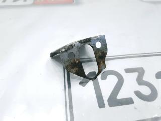 Запчасть защита тормозного цилиндра Mazda Tribute 2001