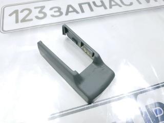 Запчасть заглушка крепления переднего правого сиденья задняя левая Suzuki Grand Escudo ( XL7 ) 2003