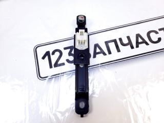 Запчасть крепление ремня безопасности Mitsubishi Outlander 2006