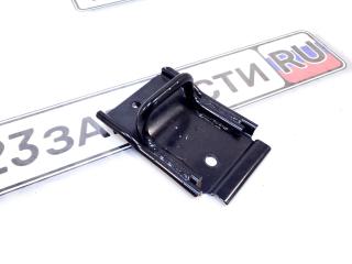 Запчасть петля сиденья заднего левая Mitsubishi Outlander 2006