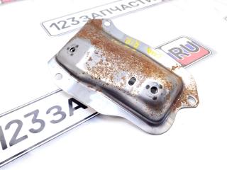 Запчасть кронштейн правый Mitsubishi Outlander 2006