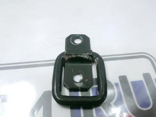 Запчасть петля в багажнике Suzuki Escudo 2003