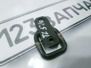 Запчасть петля в багажнике Suzuki Escudo 2003