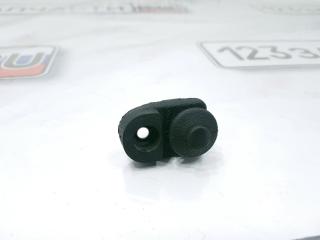 Фото запчасти концевик двери Nissan NV200 2009 контрактная запчасть Запчасть концевик двери Nissan NV200 2009