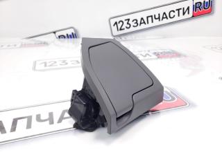 Фото запчасти подстаканник передний правый Nissan X-Trail 2007 контрактная запчасть Запчасть подстаканник передний правый Nissan X-Trail 2007