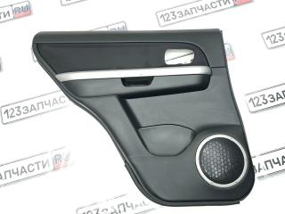 Обшивка двери задней левой Suzuki Escudo 2009