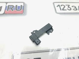 Запчасть антенна бесключевого доступа в багажник Ford Kuga 2013