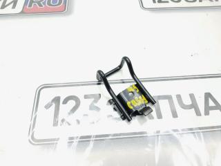 Запчасть петля в багажнике Ford Kuga 2013