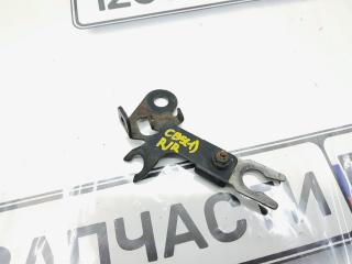 Запчасть кронштейн правый Ford Kuga 2013