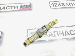 Фото запчасти крепление ремня безопасности переднего Toyota Harrier 2002 контрактная запчасть Запчасть крепление ремня безопасности переднего Toyota Harrier 2002