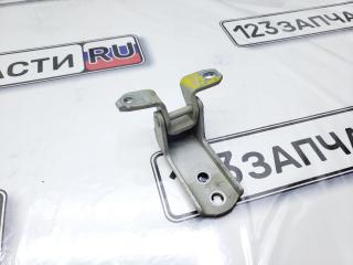 Петля двери передней правой нижняя Suzuki Escudo 2006