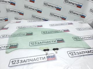 Стекло двери передней правой Suzuki Escudo 2006