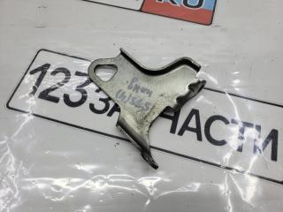 Запчасть кронштейн Subaru Forester 2013