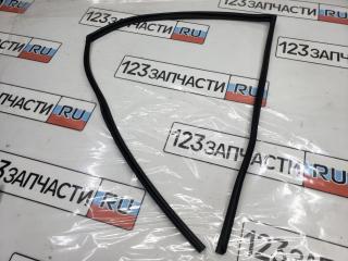 Фото запчасти уплотнитель стекла двери задней правой Toyota Harrier 2001 контрактная запчасть Запчасть уплотнитель стекла двери задней правой Toyota Harrier 2001