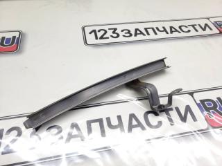 Запчасть направляющая стекла двери задней левой Mitsubishi Outlander 2009