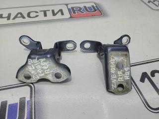 Фото запчасти петли двери задней правой ( пара ) Toyota Wish 2004 контрактная запчасть Запчасть петли двери задней правой ( пара ) Toyota Wish 2004