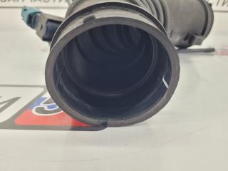 Патрубок воздушного фильтра Caldina 1998 AT211 7A-FE