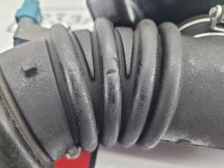 Патрубок воздушного фильтра Caldina 1998 AT211 7A-FE