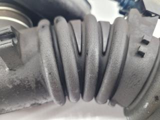 Патрубок воздушного фильтра Caldina 1998 AT211 7A-FE