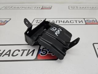 Запчасть накладка телевизора правая Mitsubishi Outlander 2008
