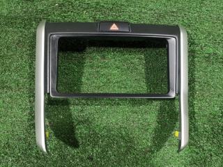 Консоль магнитофона TOYOTA COROLLA FIELDER 2018 / ЦВЕТ 040 / ПРОБЕГ 53 038км