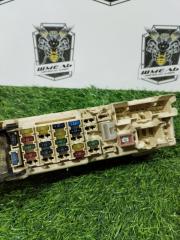 Блок предохранителей MAZDA MPV LVLR WLT