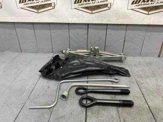 Домкрат TOYOTA SIENTA 2016/ЦВЕТ 8T7/ПРОБЕГ 54689КМ