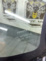 Форточка кузова передняя правая VOXY 2014/ ZS ЦВЕТ 202/ПРОБЕГ 69910КМ ZRR80W 3ZRFAE