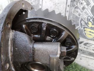 Редуктор моста задний ISUZU BIGHORN UBS69DW 4JG2 Редуктор моста задний ISUZU BIGHORN UBS69DW 4JG2