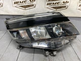 Фара передняя правая VOXY 2014/ ZS ЦВЕТ 202/ПРОБЕГ 69910КМ ZRR80W 3ZRFAE