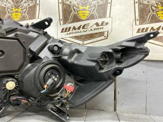 Фара передняя правая VOXY 2014/ ZS ЦВЕТ 202/ПРОБЕГ 69910КМ ZRR80W 3ZRFAE