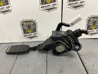 Педаль газа HONDA VEZEL 2014/ЦВЕТ NH731P/ПРОБЕГ 76883КМ